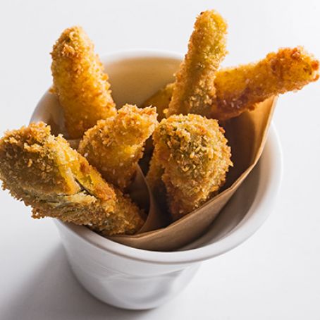 Fried Pickles with Spicy Mayo