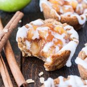 APPLE CRISP COOKIE CUPS
