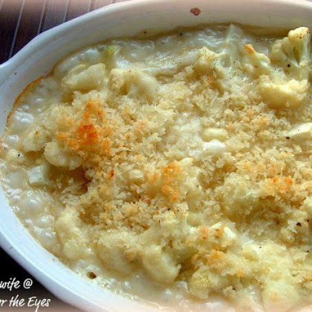 Cheesy Cauliflower with Crunchy Panko Crumbs, made Lite