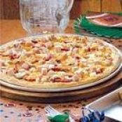 Deluxe Turkey Club Pizza