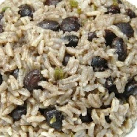 Black Beans & Rice (Arroz Congri or Moros y Cristianos)