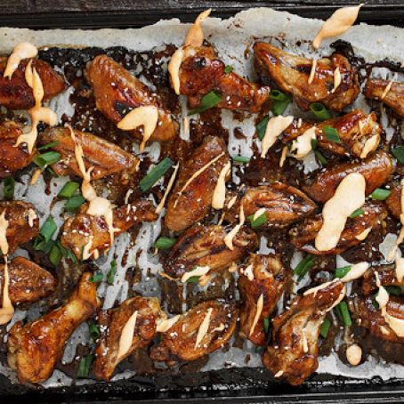 Teriyaki Chicken Wings with Sriracha Cream Drizzle
