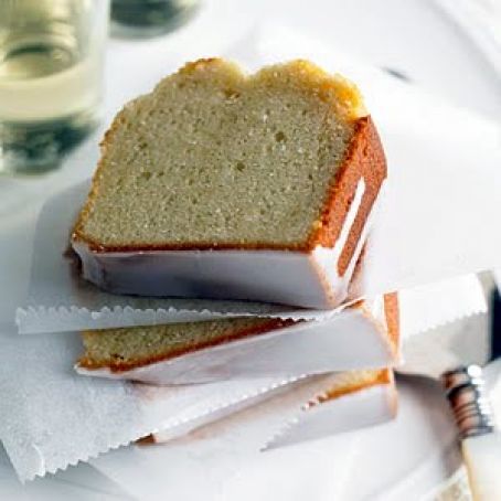 Vanilla Sparkling Wine Pound Cake