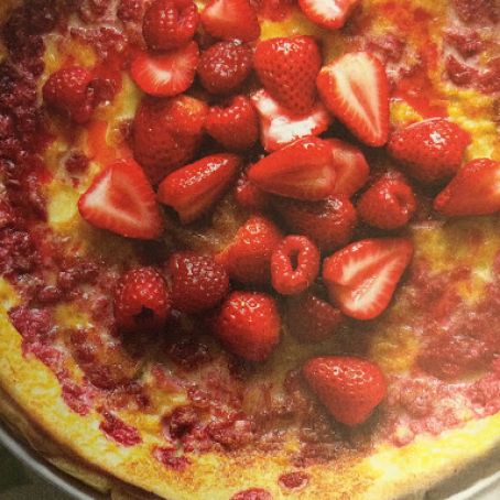 CUSTARDY OVEN PANCAKE WITH MIXED BERRIES