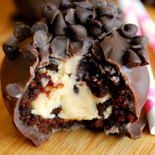 Chocolate Chip Cookie Dough Bombs