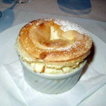 Grand Marnier Soufflé Avec Crème Anglaise
