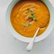 Roasted carrot soup with fennel + lemon
