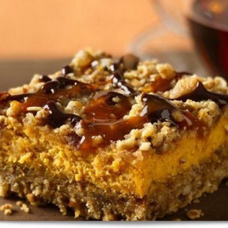 Pumpkin Streusel Cheesecake Bars