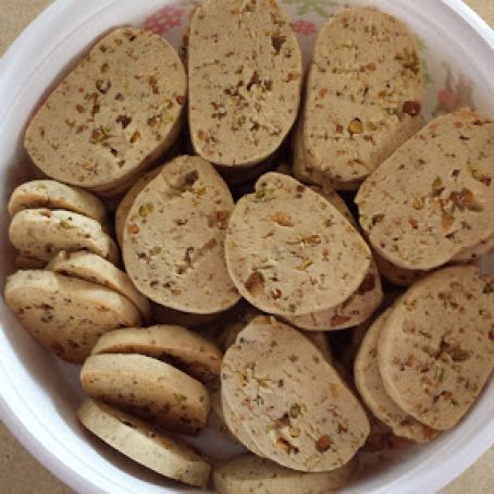 Pistachio Cream Sandwich Cookies