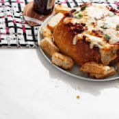 Garlic Bread Bowl with Spicy Pizza Dip