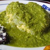 MOLE VERDE CON CACAHUATE Y ALMENDRA
