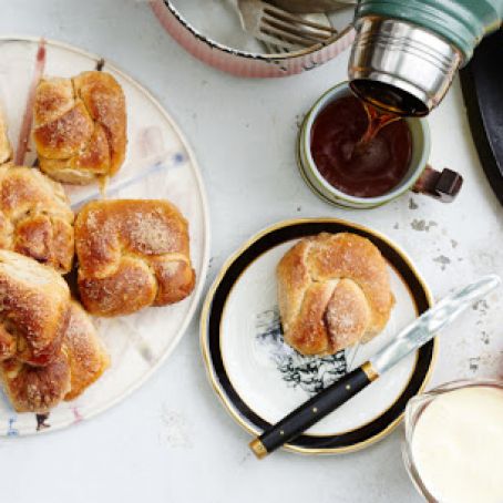 Demerara Sugar Buns