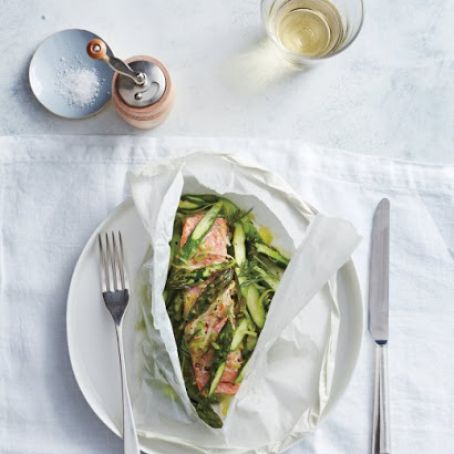 Salmon, Asparagus and Leek in Parchment