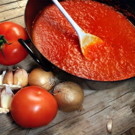 Fresh tomato sauce