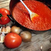 Fresh tomato sauce