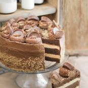 Peanut Butter Cup Brownie Cake