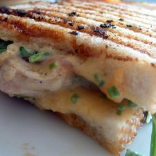 Grilled Chicken Sandwich with Apricot Sauce
