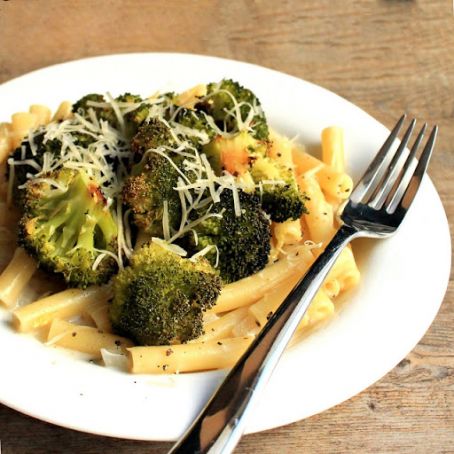 pasta - Garlic and Lemon Cream Pasta with Roasted Broccoli