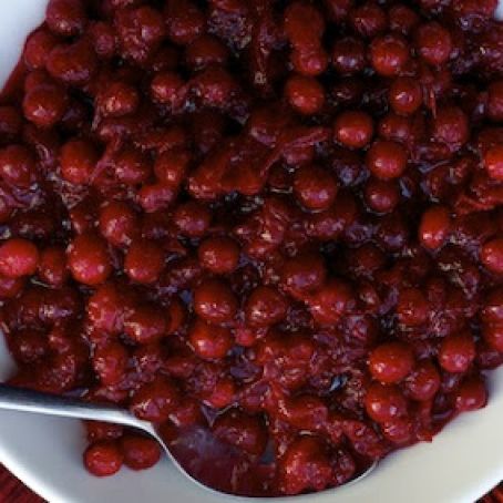 CRANBERRY-RIESLING COMPOTE