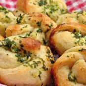 Italian Garlic Knots
