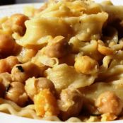 Ciceri e tria (Tagliatelle with Chickpeas)