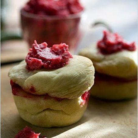 CRANBERRY PARKER HOUSE ROLLS