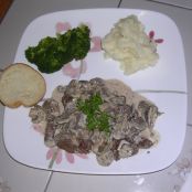 Tenderloin tips with mushroom cream sauce