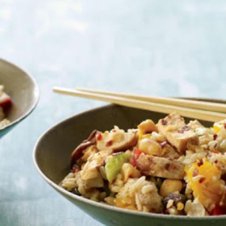 Spicy Brown Rice Salad with Chicken and Peanuts