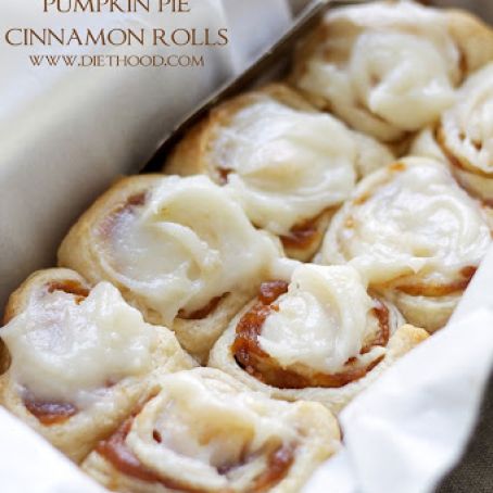 Pumpkin Pie Cinnamon Rolls