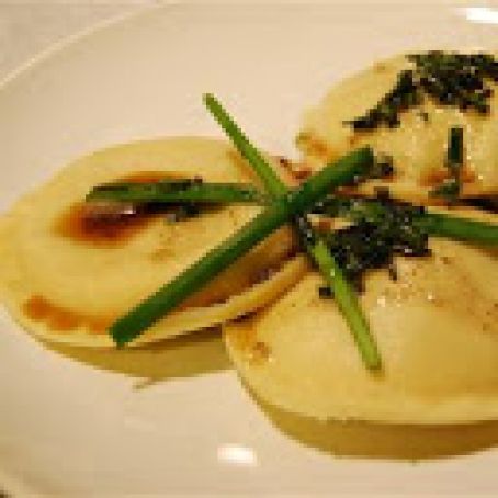 Mushroom and Spinach Ravioli with Chive Butter Sauce
