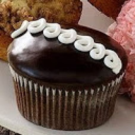 Cream-Filled Cupcakes