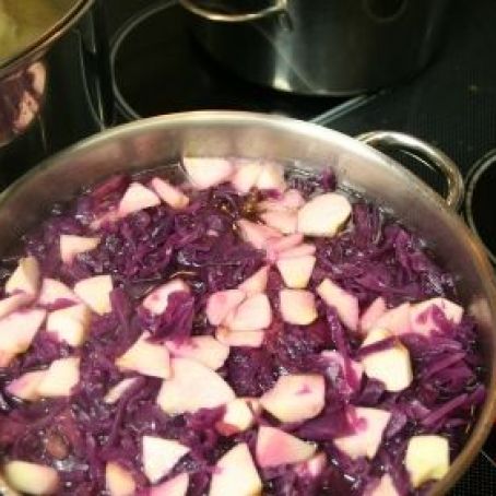 Sweet-and Sour Red Cabbage