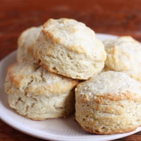 SCONE - Easy Buttermilk Biscuits Recipe - (4.6/5)