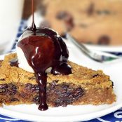 HEALTY Deep-Dish Cookie Pie