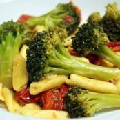 Cavatelli with Sautéed Broccoli and Sun Dried Tomatoes