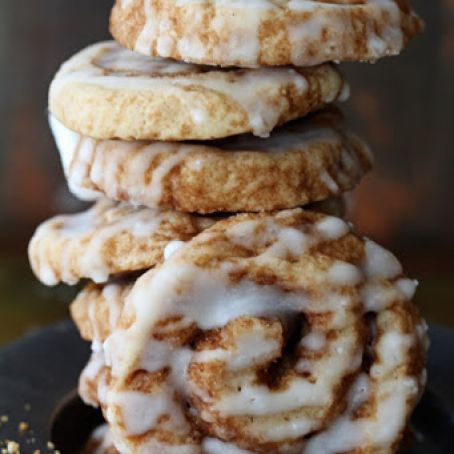 Bakers Royale » Cinnamon Roll Cookies