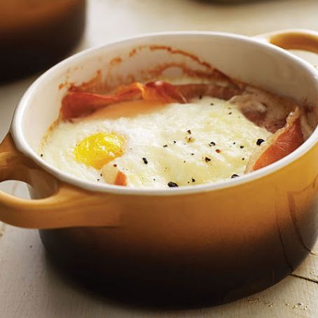 Baked Eggs with Prosciutto and Asiago Cream
