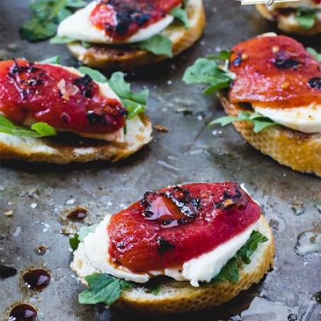 Fire Roasted Tomato & Arugula Caprese