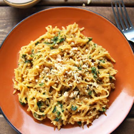 Easy Thai Peanut Sauce Spaghetti Squash