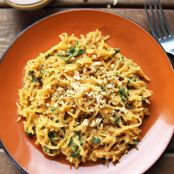 Easy Thai Peanut Sauce Spaghetti Squash