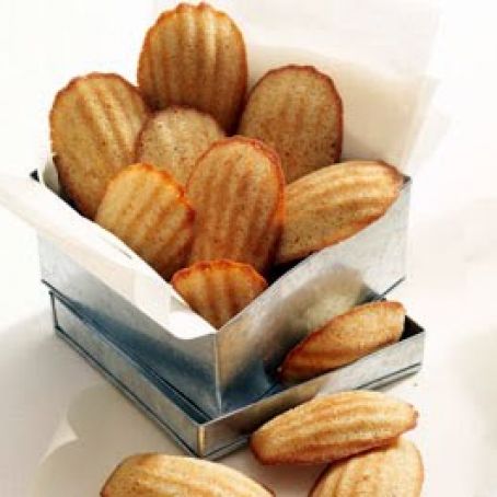 Honey-Spiced Madeleines