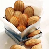 Honey-Spiced Madeleines