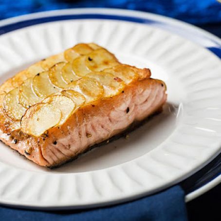 SALMON WITH POTATO SCALES