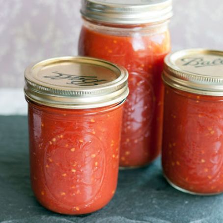 Basic Tomato Sauce with Fresh Tomatoes