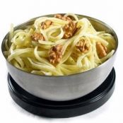 TALLARINES SALTEADOS CON NUECES