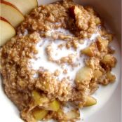 Apple Pie Oatmeal #