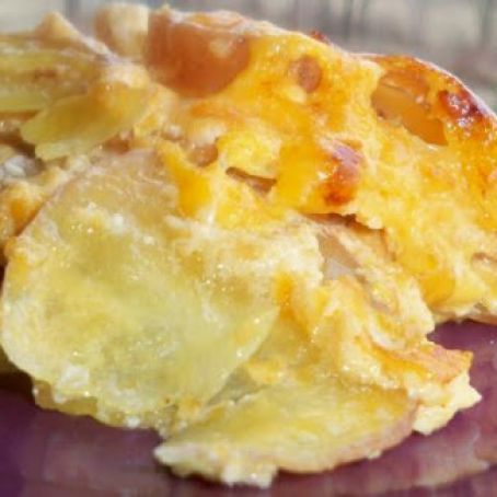 Cheesy scalloped potatoes