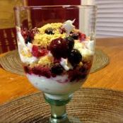 Fresh Fruit w/Honey, Yogurt and Granola