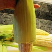 How to cook corn perfectly, without having to peel all the husks and silky strings off! Slides right out of the husk!