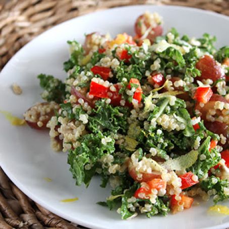 Quinoa and Kale Salad with Lemon Vinaigrette